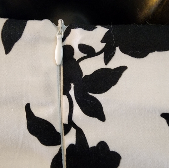 Size xs UK 6 US XS Starlets & Harlots wiggle dress bnwt - Picture 7 of 7